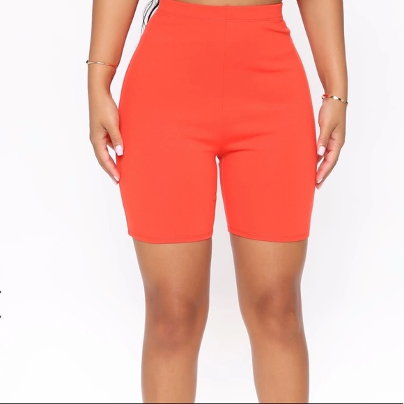 FASHION NOVA Classic Biker Shorts - Picture 2 of 4
